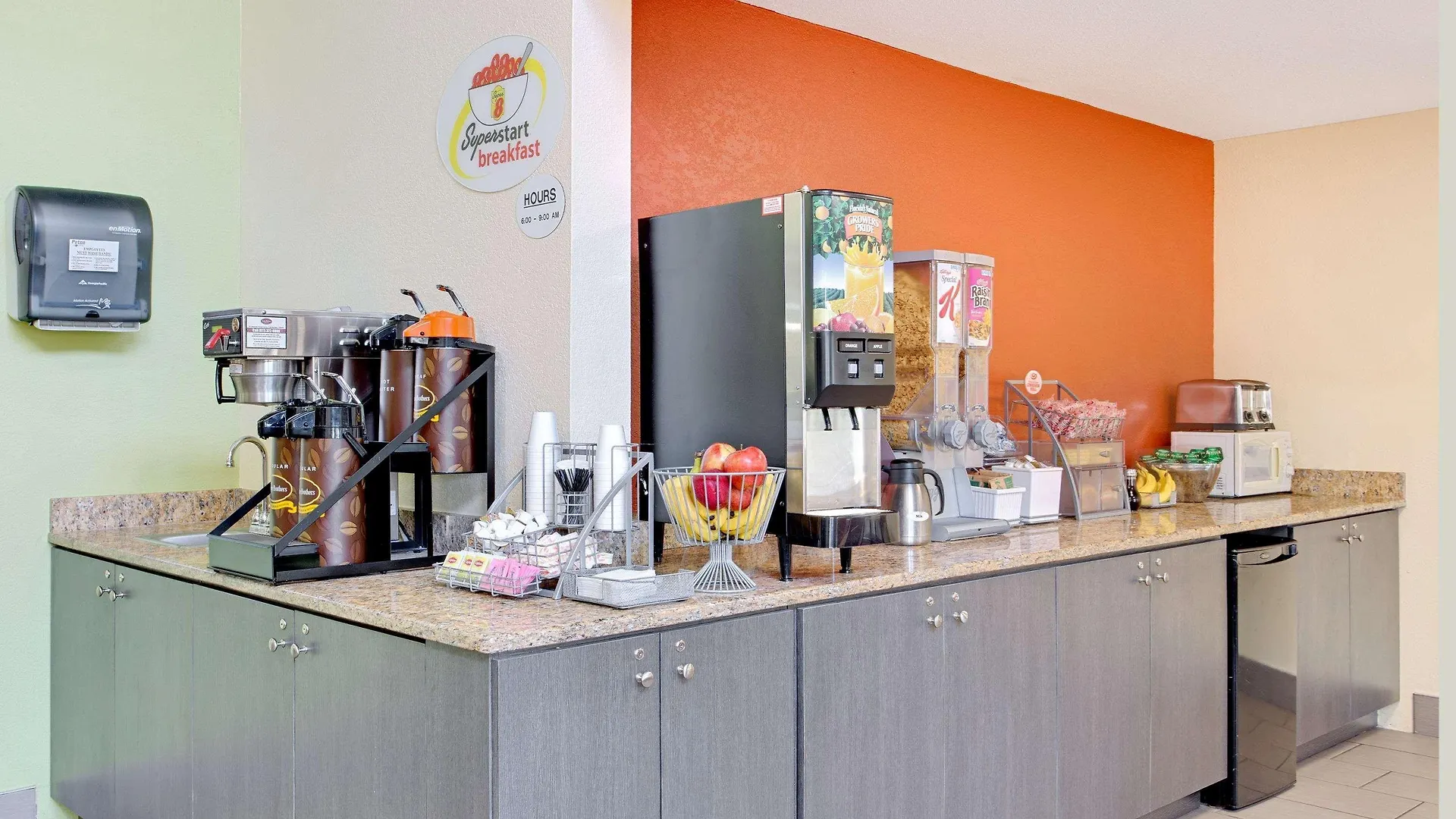 Super 8 By Wyndham Clearwater/st. Petersburg Airport Hotel 3*