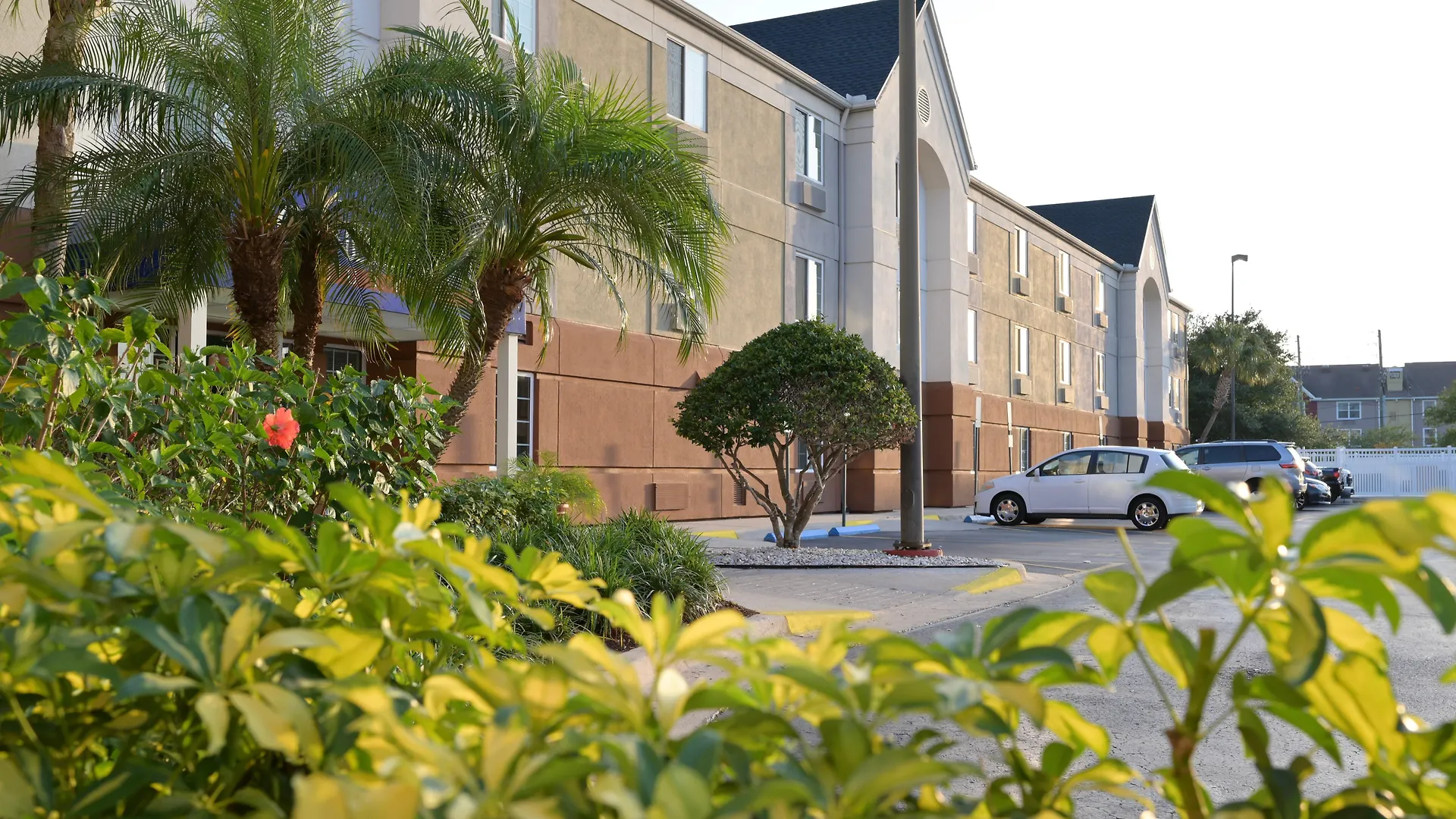 Sonesta Simply Hotel 2*