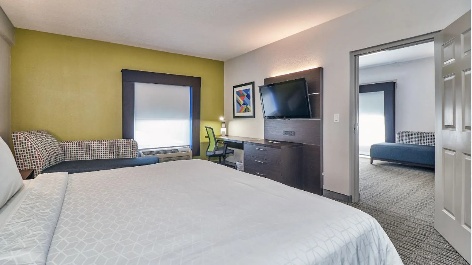 Express & Us 19 North By Ihg Hotel