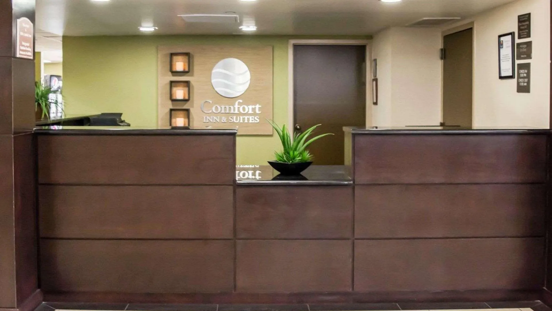 Comfort & St Pete - International Airport Hotell