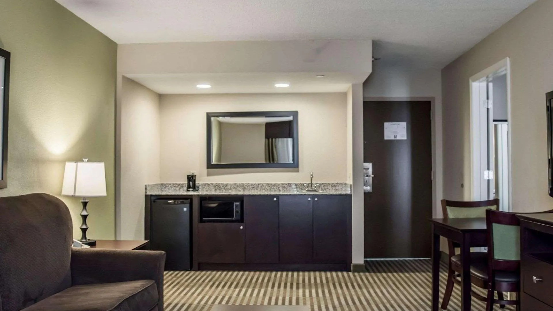 Hotell Comfort & St Pete - International Airport