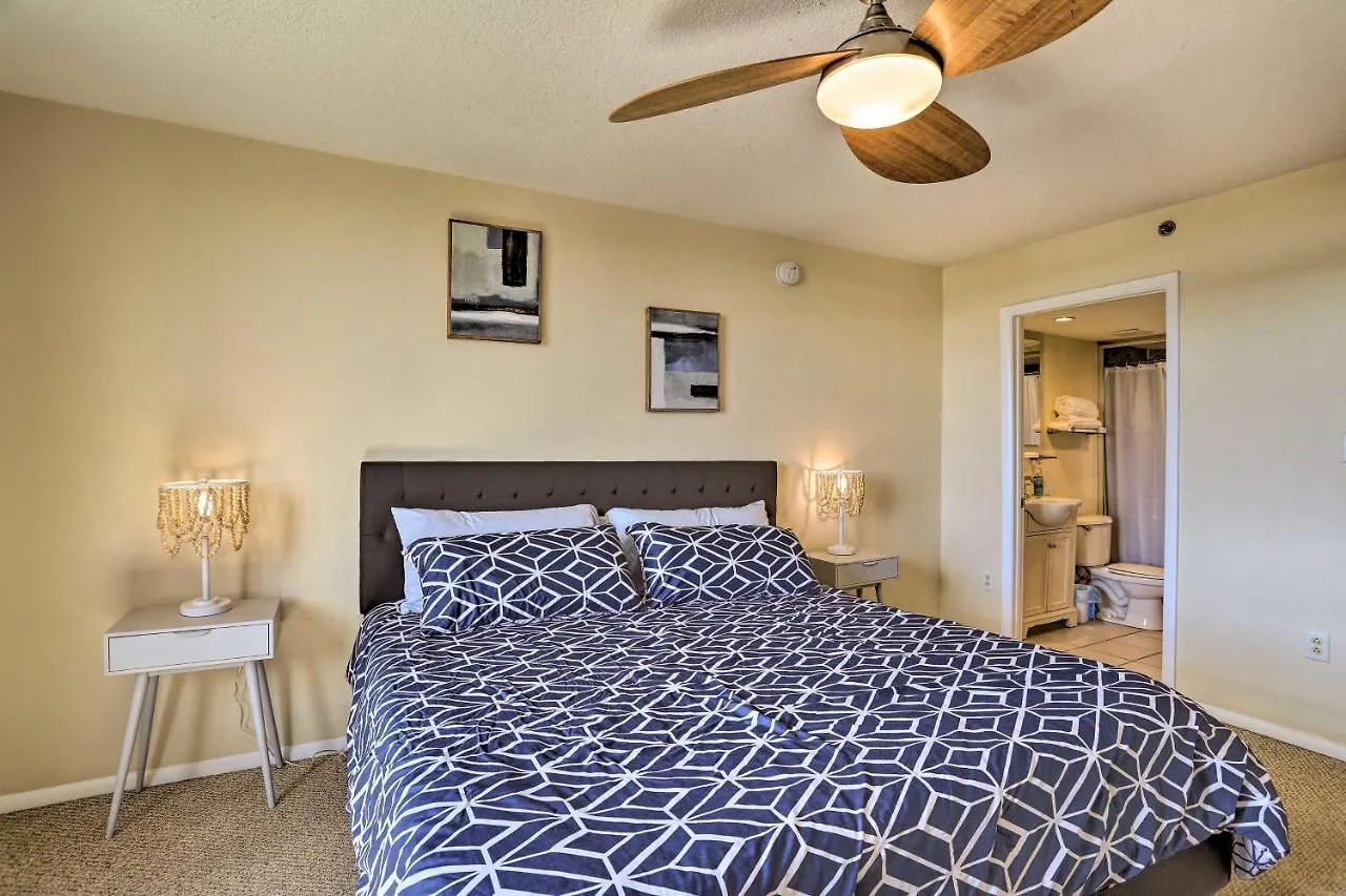 Apartment Convenient Less Than 4 Mi To Beach! Clearwater