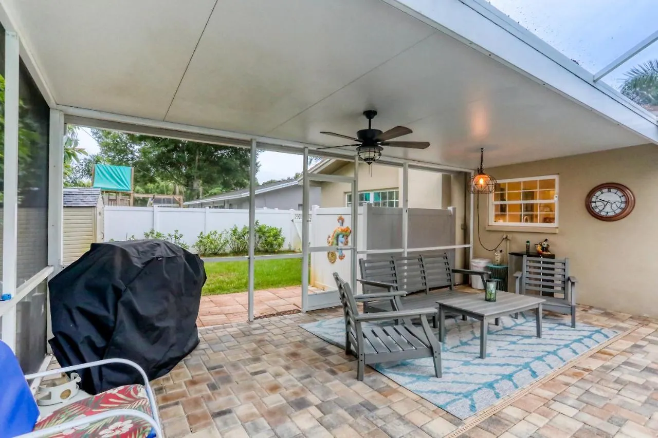 Sunny Highfield Drive Holiday home Clearwater
