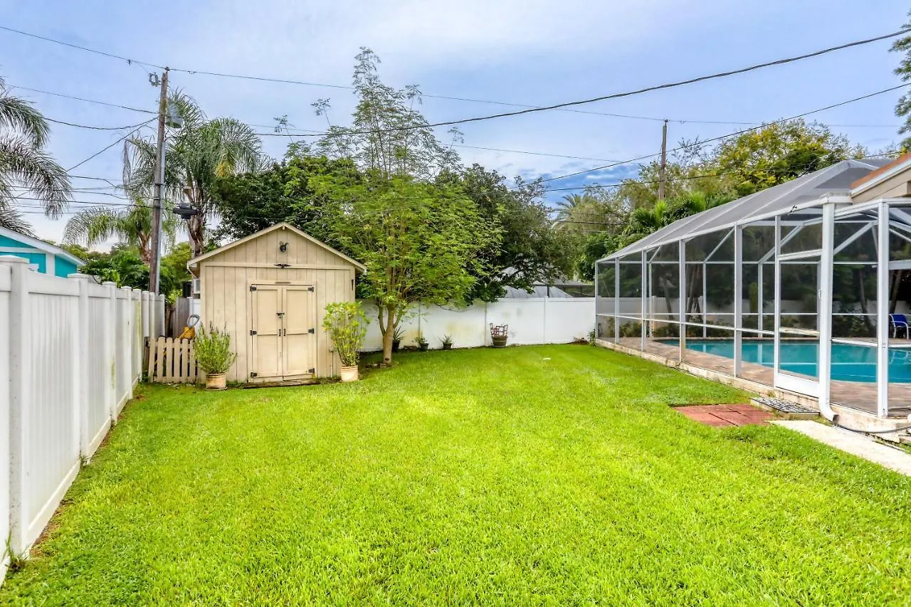 Sunny Highfield Drive * Clearwater