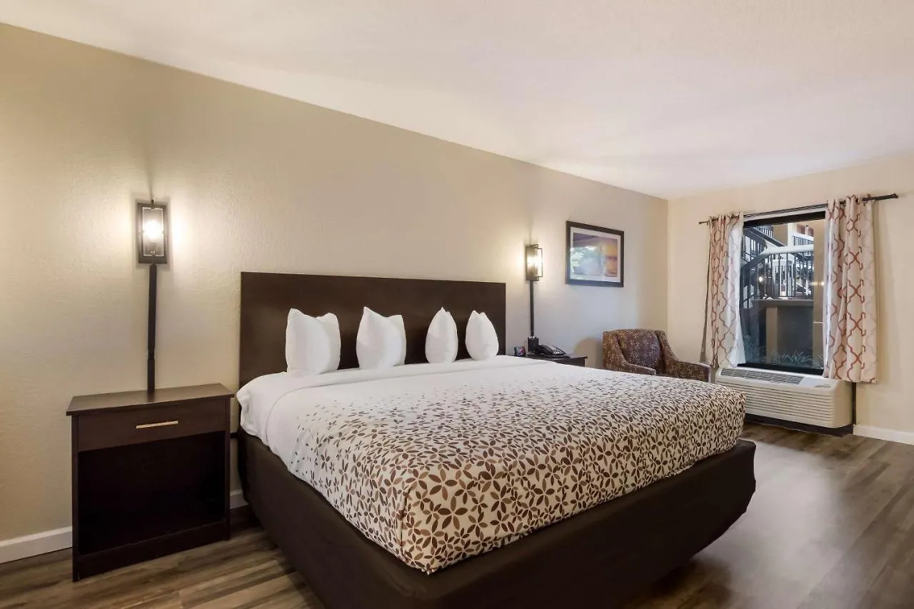 Surestay By Western St Pete Airport