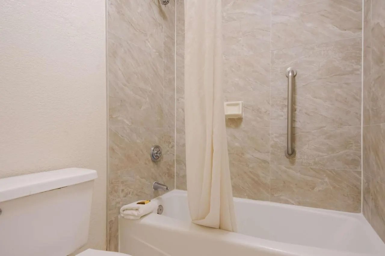 Surestay By Western St Pete Airport 2* Клируотер
