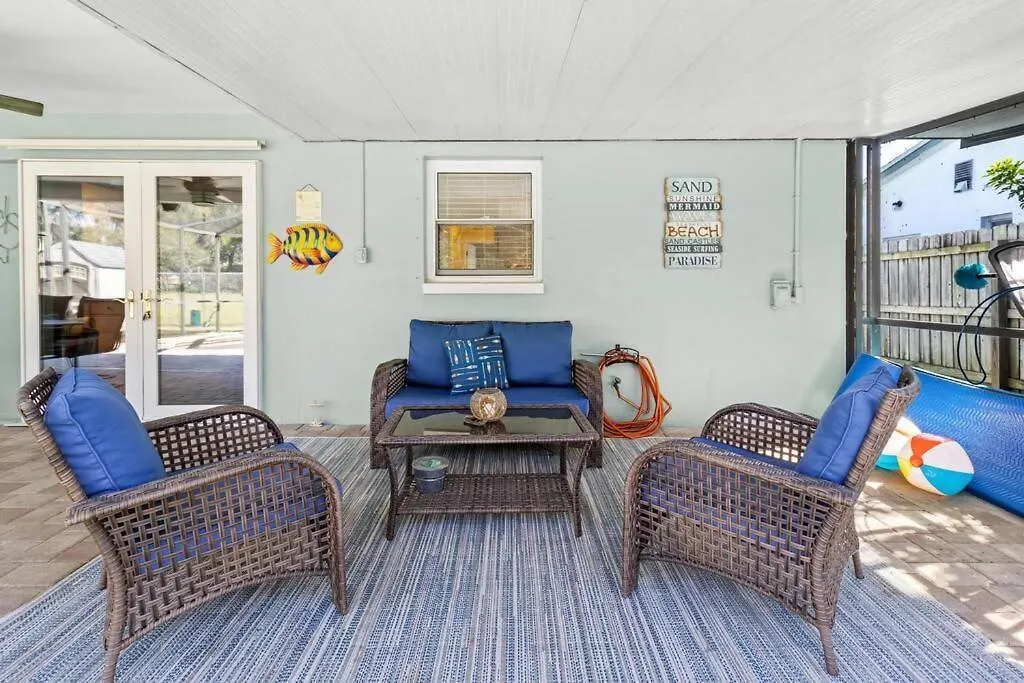 Perfect For Family Gatherings With A Heated Pool! - Clearwater's Clear Choice * Clearwater