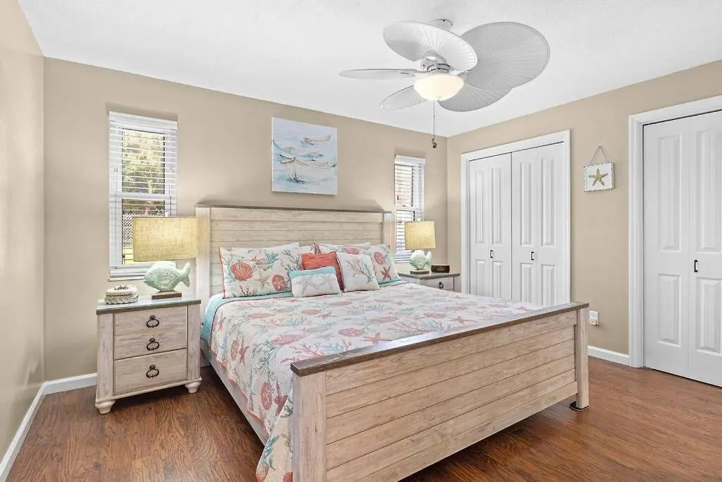 Perfect For Family Gatherings With A Heated Pool! - Clearwater's Clear Choice Holiday home *