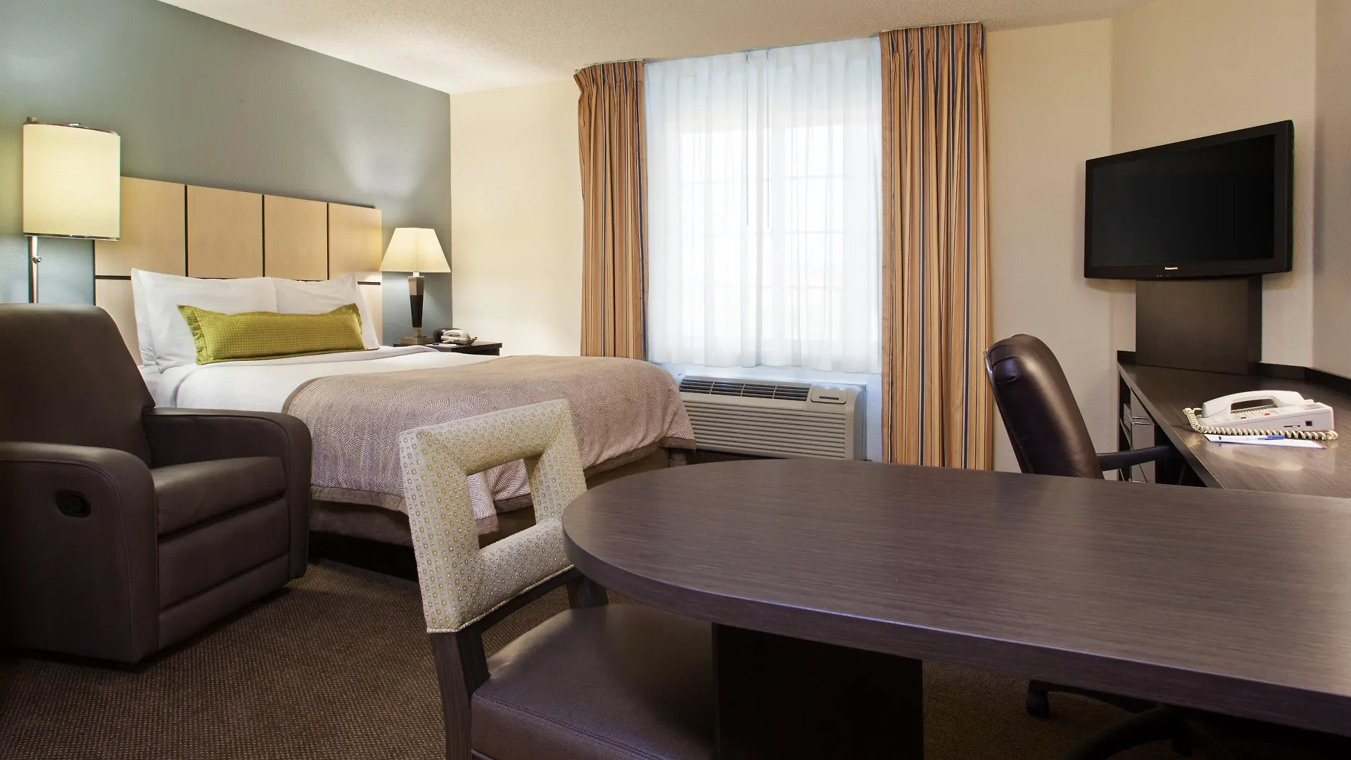 Sonesta Simply Hotel 2*