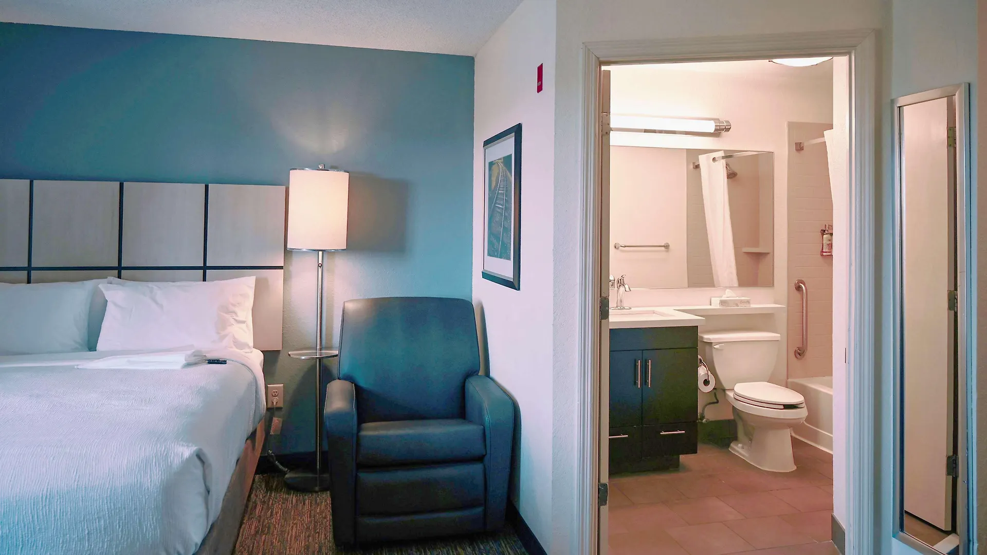 Sonesta Simply Hotel