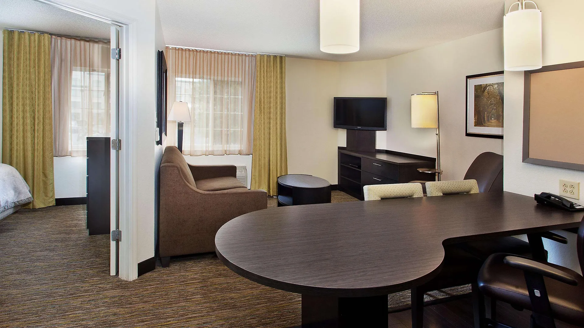 Sonesta Simply Hotel 2*