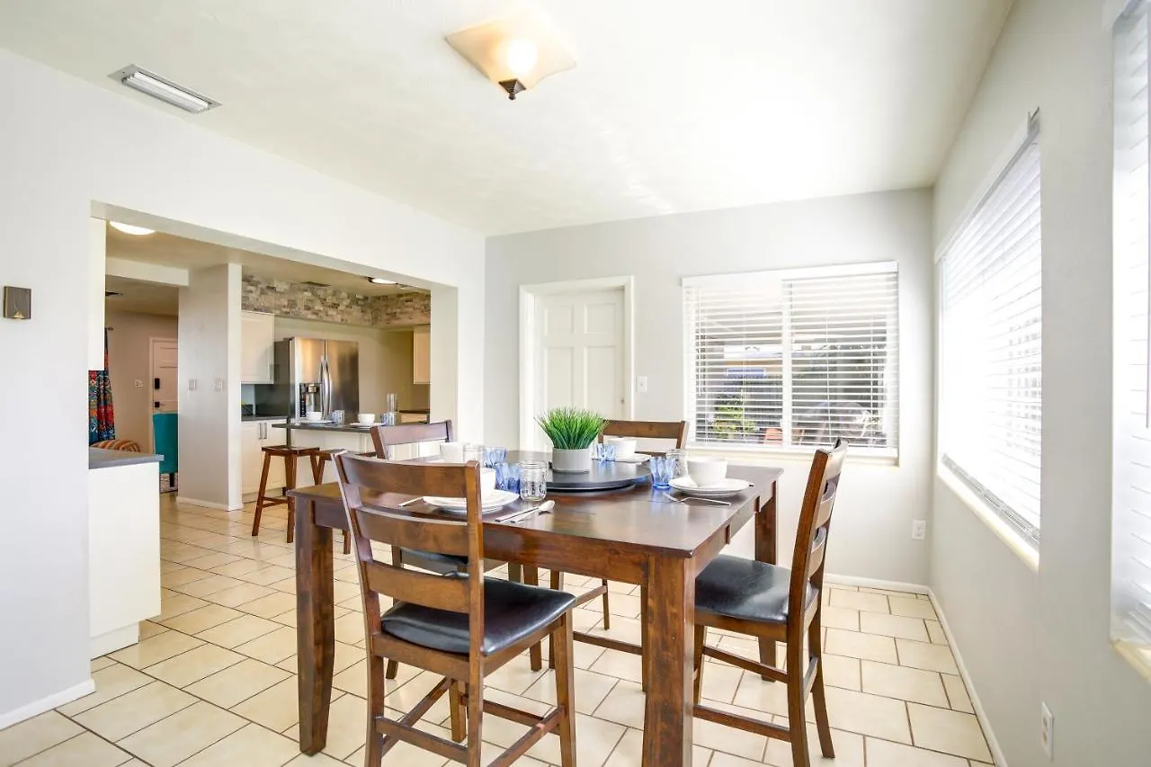 Oasis Gas Grill, Chairs And More! Holiday home *
