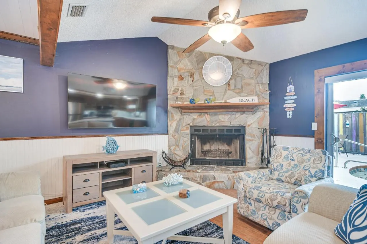 Centrally Located With Outdoor Pool!