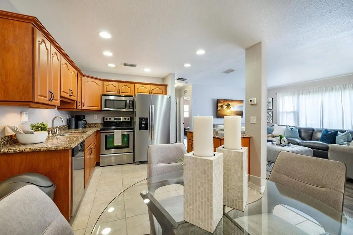 Monthly Rental~ Comfy Beds~ Great For Remote Work * Clearwater