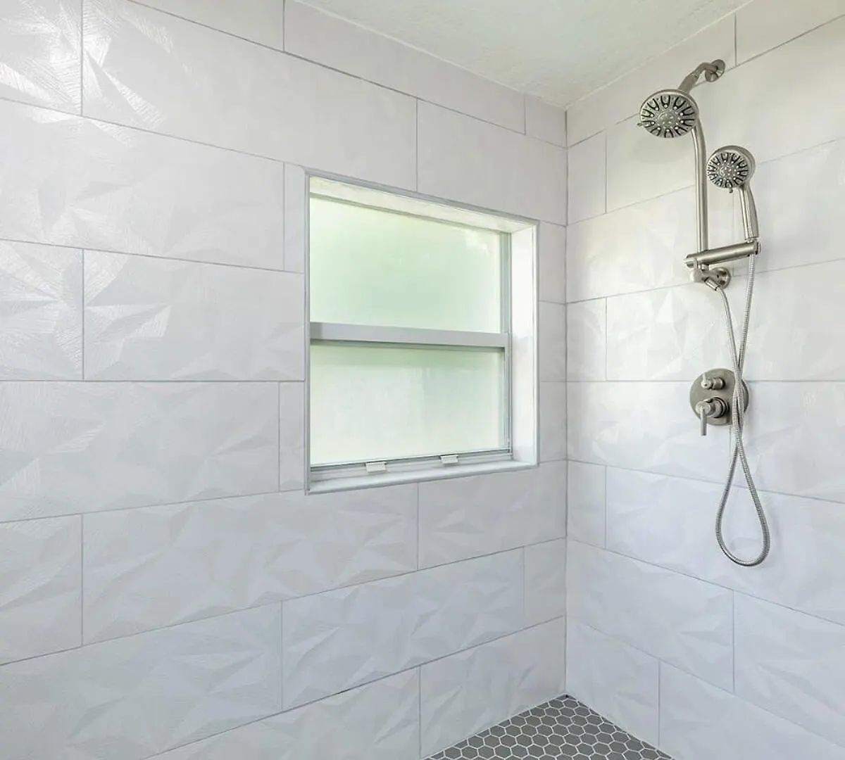 Monthly Rental~ Comfy Beds~ Great For Remote Work