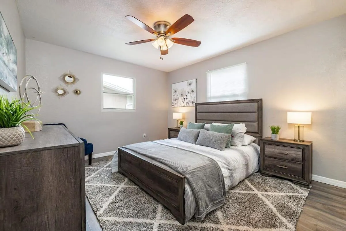 Monthly Rental~ Comfy Beds~ Great For Remote Work Clearwater
