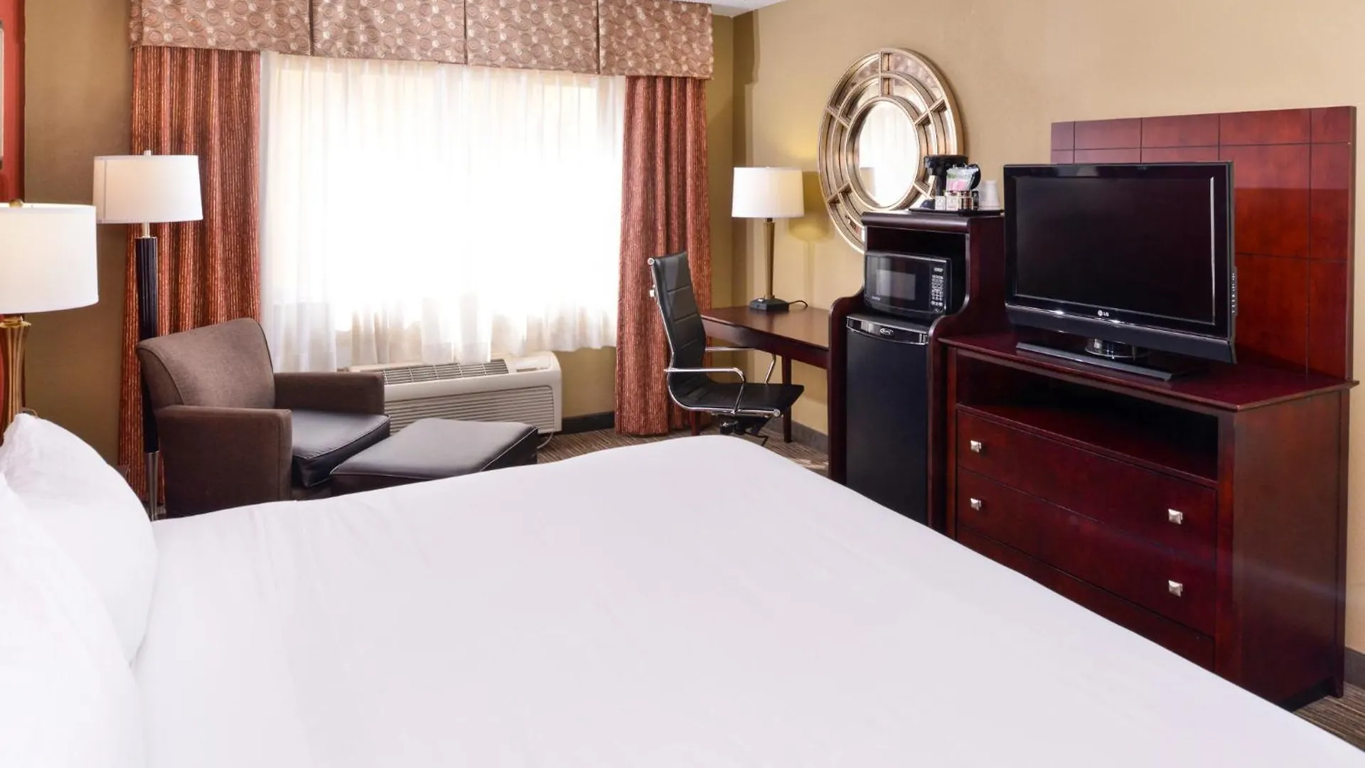 Express Clearwater East - Icot Center By Ihg Hotel 2*