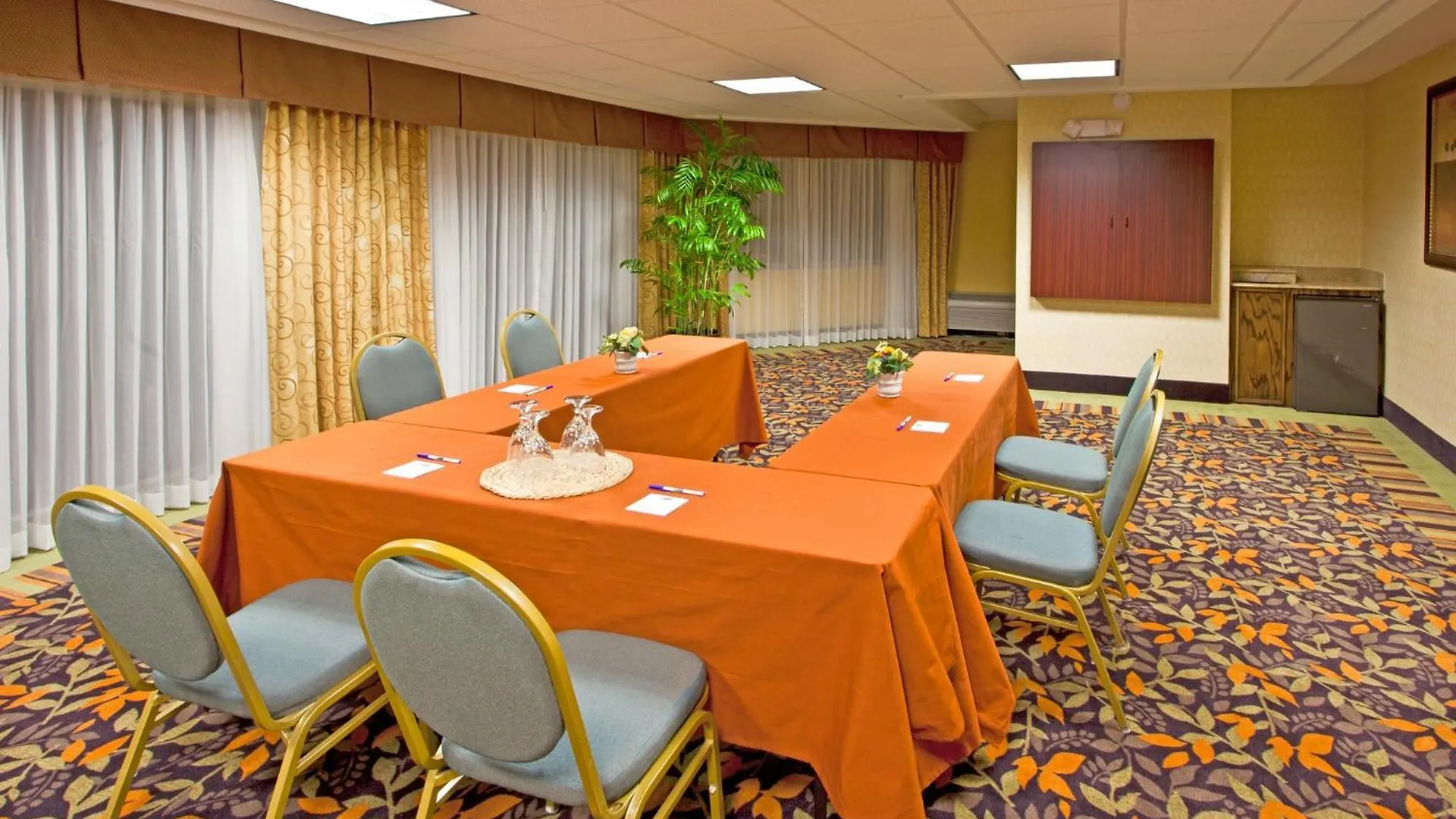 Express Clearwater East - Icot Center By Ihg 2* Pinellas Park