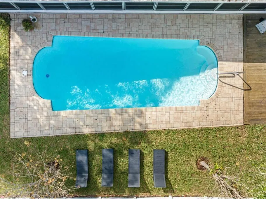 Cottage, Minutes From The Beach! * Clearwater