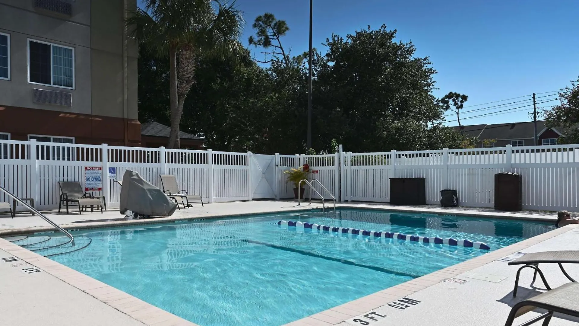 Sonesta Simply 2* Clearwater