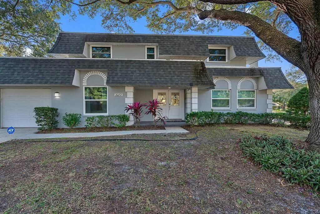 Stunning W/ Heated Salt Pool In