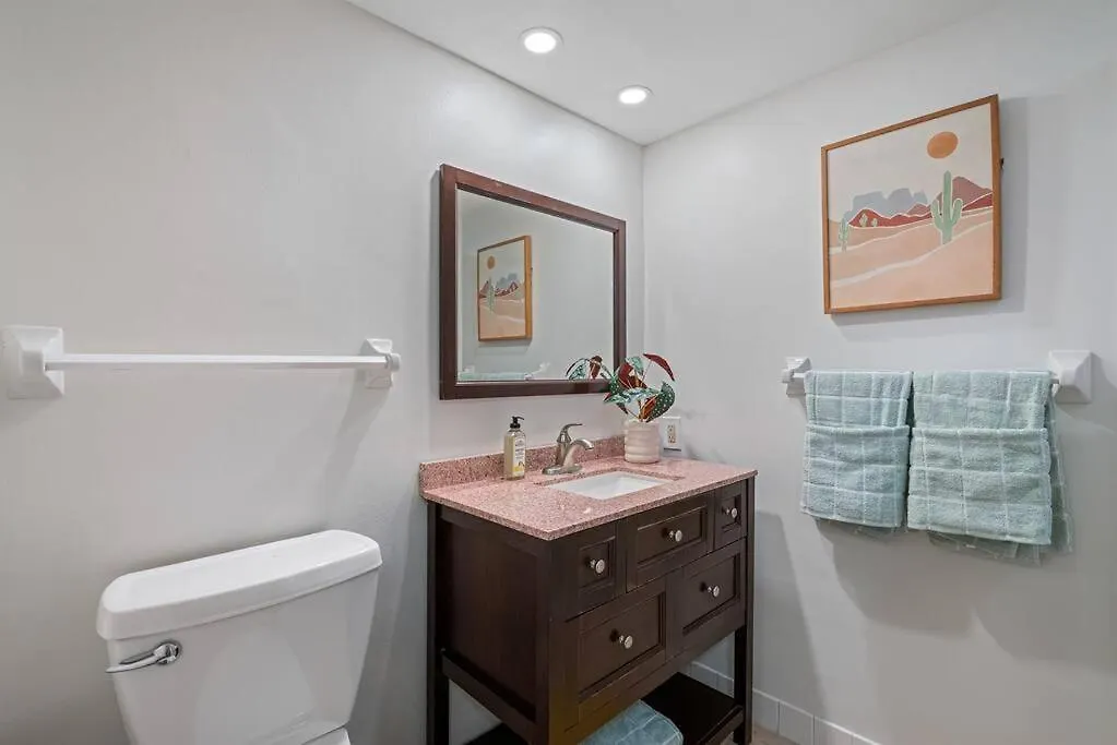 Stunning W/ Heated Salt Pool In Holiday home Clearwater