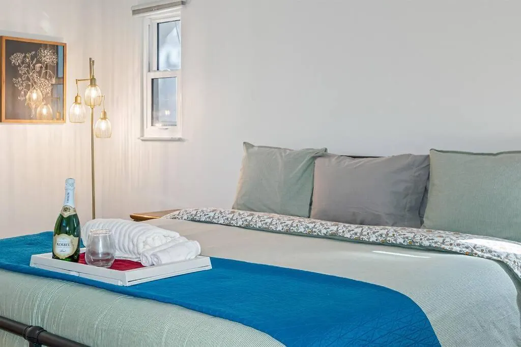 Stunning W/ Heated Salt Pool In * Clearwater