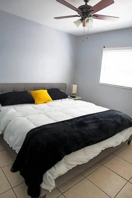 Minutes Away From Apartamento