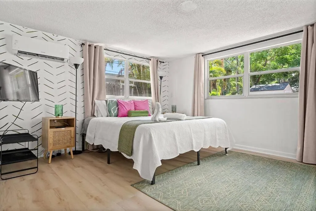 Heated Pool-king Bed-pets Ok