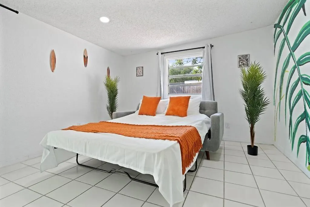Heated Pool-king Bed-pets Ok Holiday home Clearwater