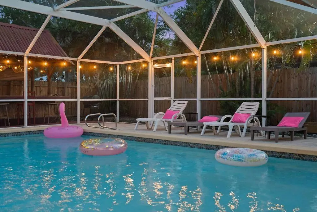 Heated Pool-king Bed-pets Ok