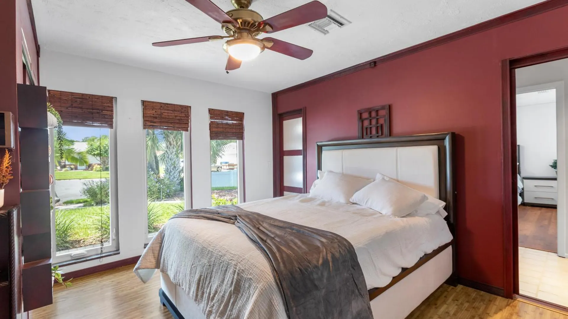 Holiday home Relaxing Coastal Comfort - Heated Pool Clearwater