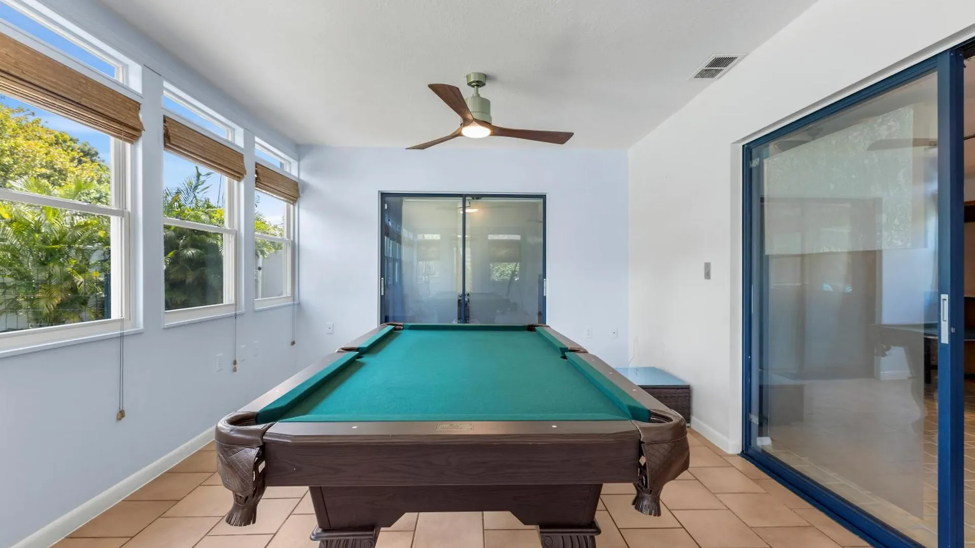 Relaxing Coastal Comfort - Heated Pool Clearwater