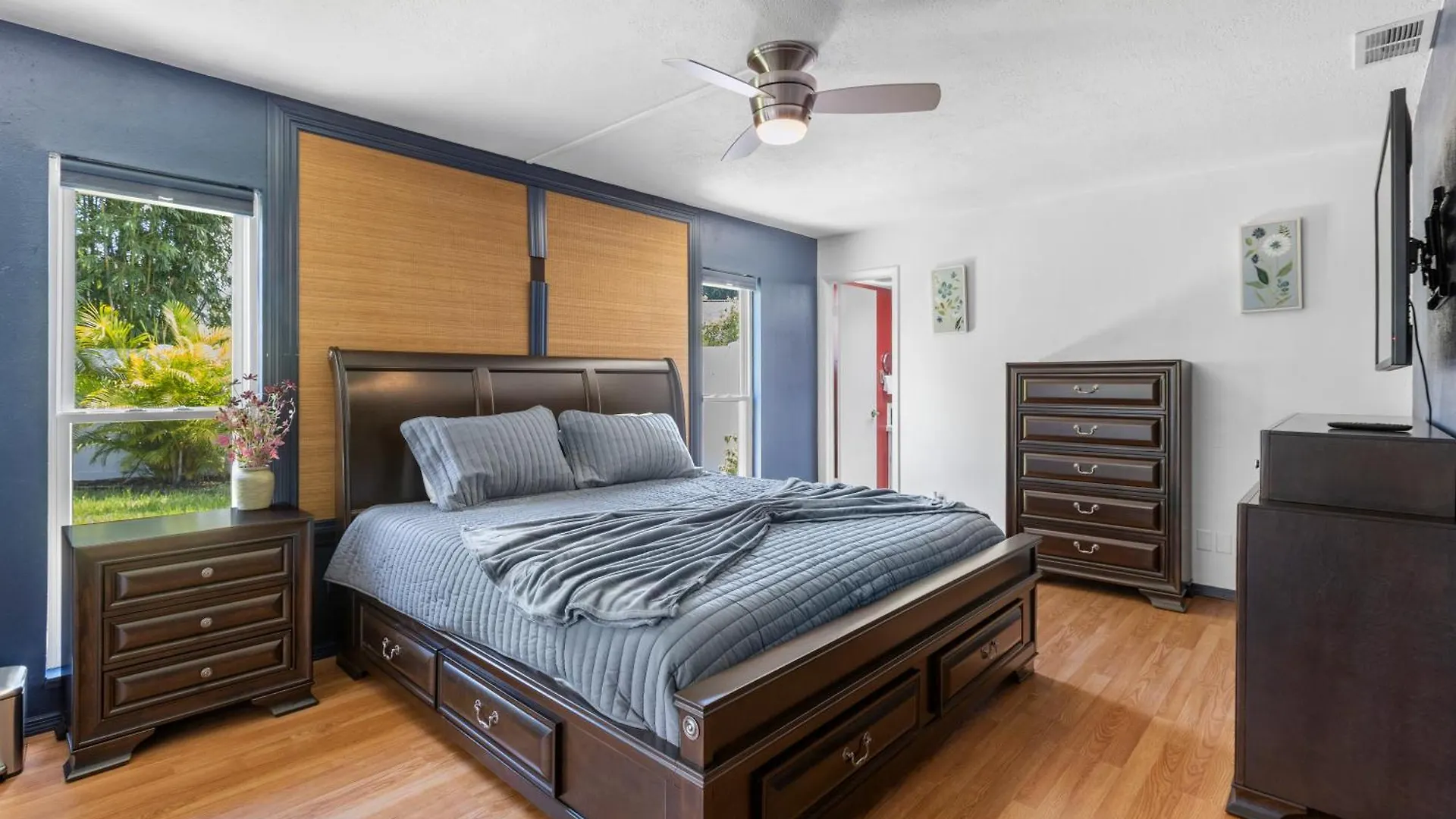 Relaxing Coastal Comfort - Heated Pool * Clearwater