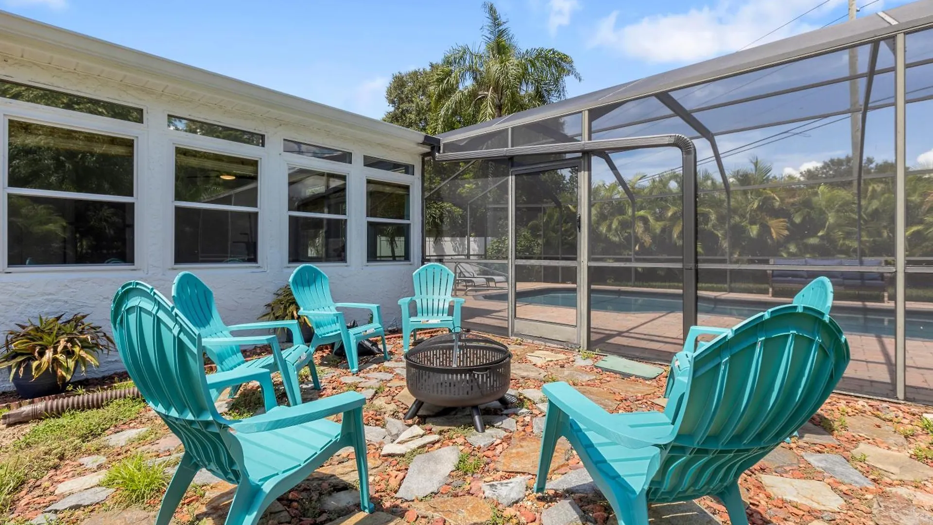 Relaxing Coastal Comfort - Heated Pool