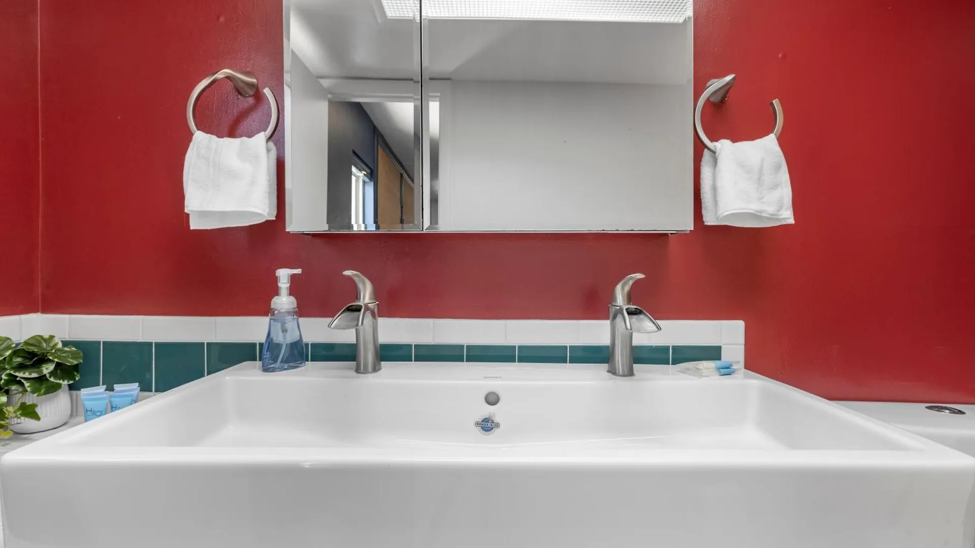 Relaxing Coastal Comfort - Heated Pool Holiday home Clearwater