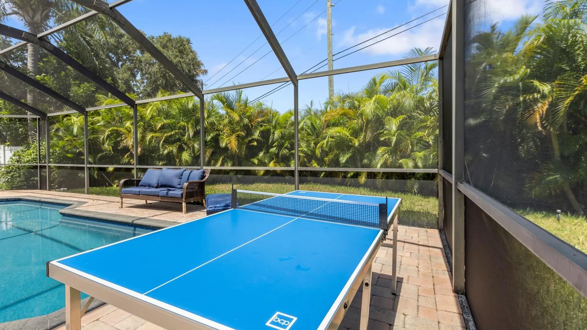 Relaxing Coastal Comfort - Heated Pool Holiday home *