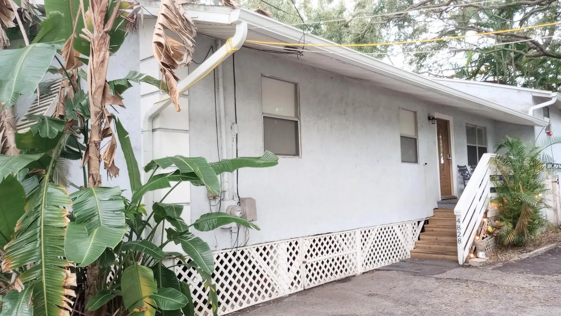 Lenny's Cooperative Hostel