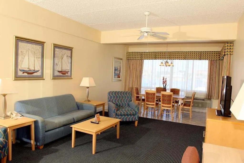 Motel Chart House And Marina 3*
