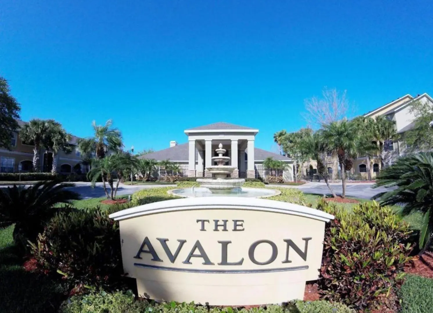 The Avalon Sandy Toes Away From Clearwater