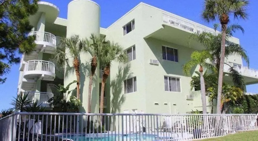 Chart House And Marina Motel 3*