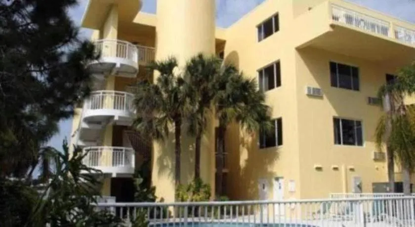 Chart House And Marina Motel 3*