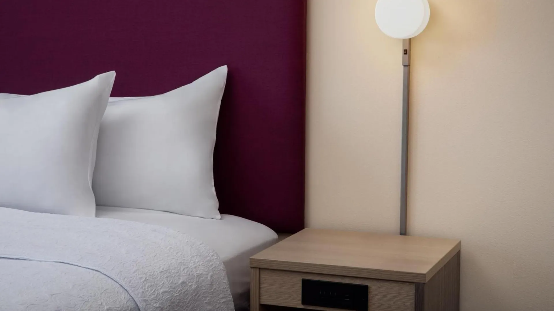 فندق Home2 By Hilton St. Petersburg Ulmerton Rd