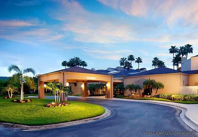Courtyard St. Petersburg Отель 3*