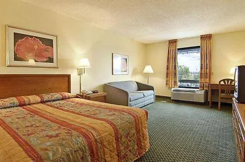 Comfort & St Pete - International Airport Clearwater