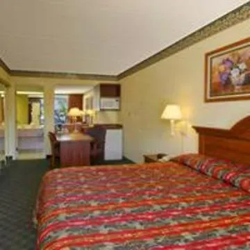 Howard Johnson By Wyndham - Dunedin Motel