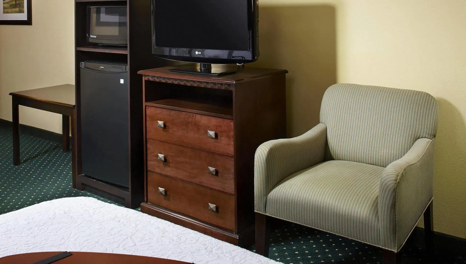 Hampton & St Petersburg Ulmerton Road Fl 3*