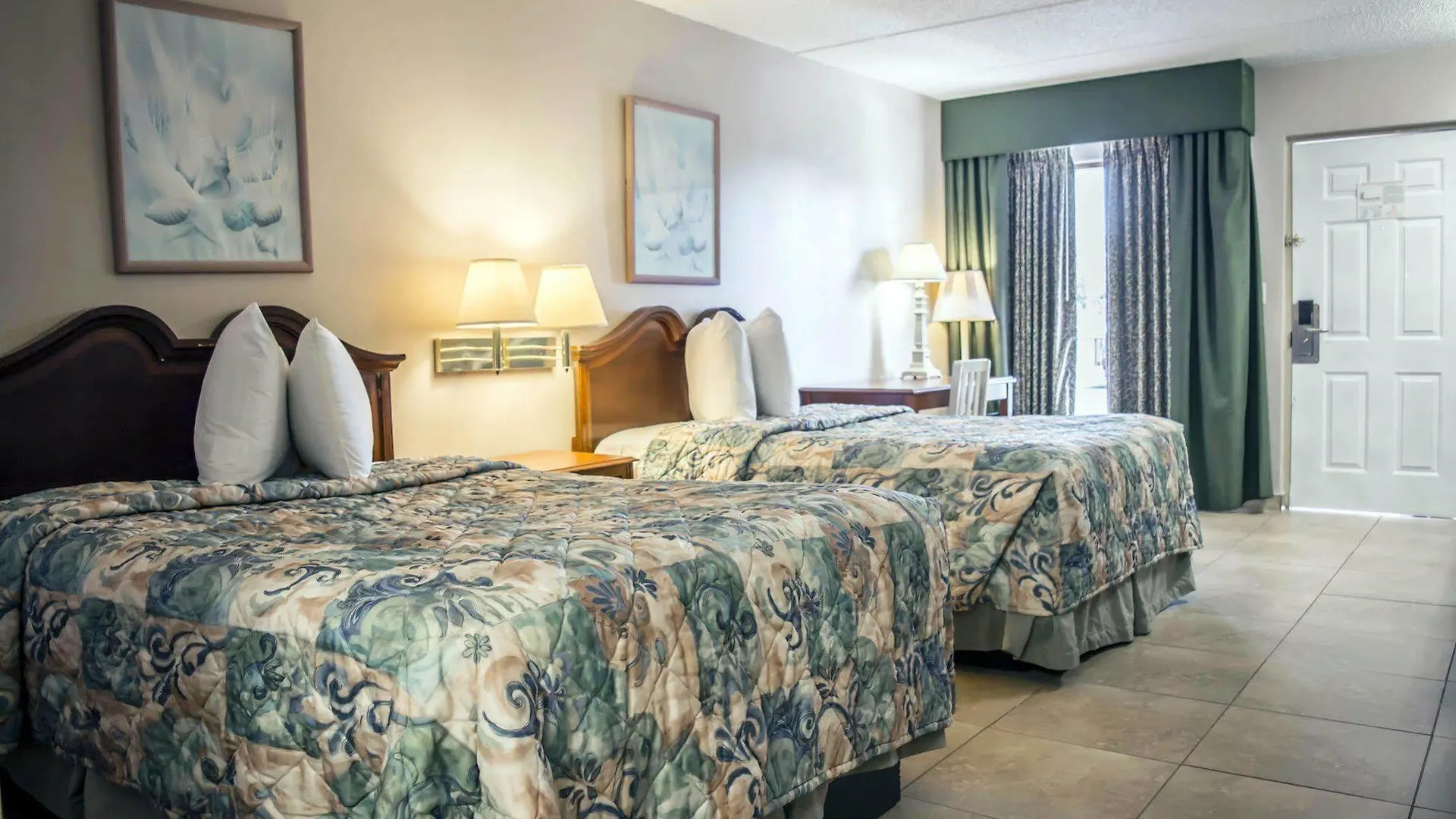 Rodeway Clearwater-dunedin 2* Клируотер