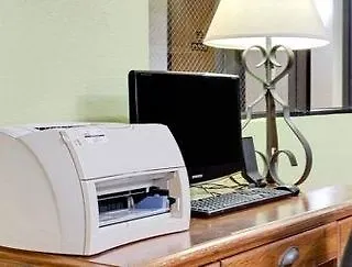 Super 8 By Wyndham Clearwater/st. Petersburg Airport Hotel Clearwater