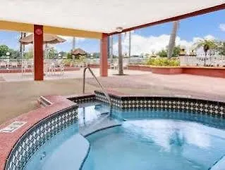 Howard Johnson By Wyndham - Dunedin 2*